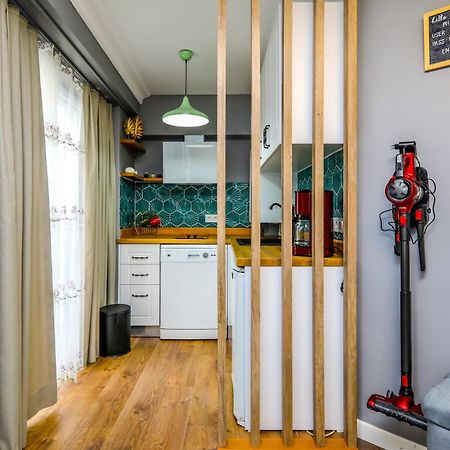 Lovely Flat 500 M To Uskudar Ferry Station 이스탄불 외부 사진
